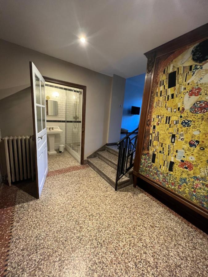 Maison D'Hotes De La Prison En Toutes Libertes Espalion Luaran gambar